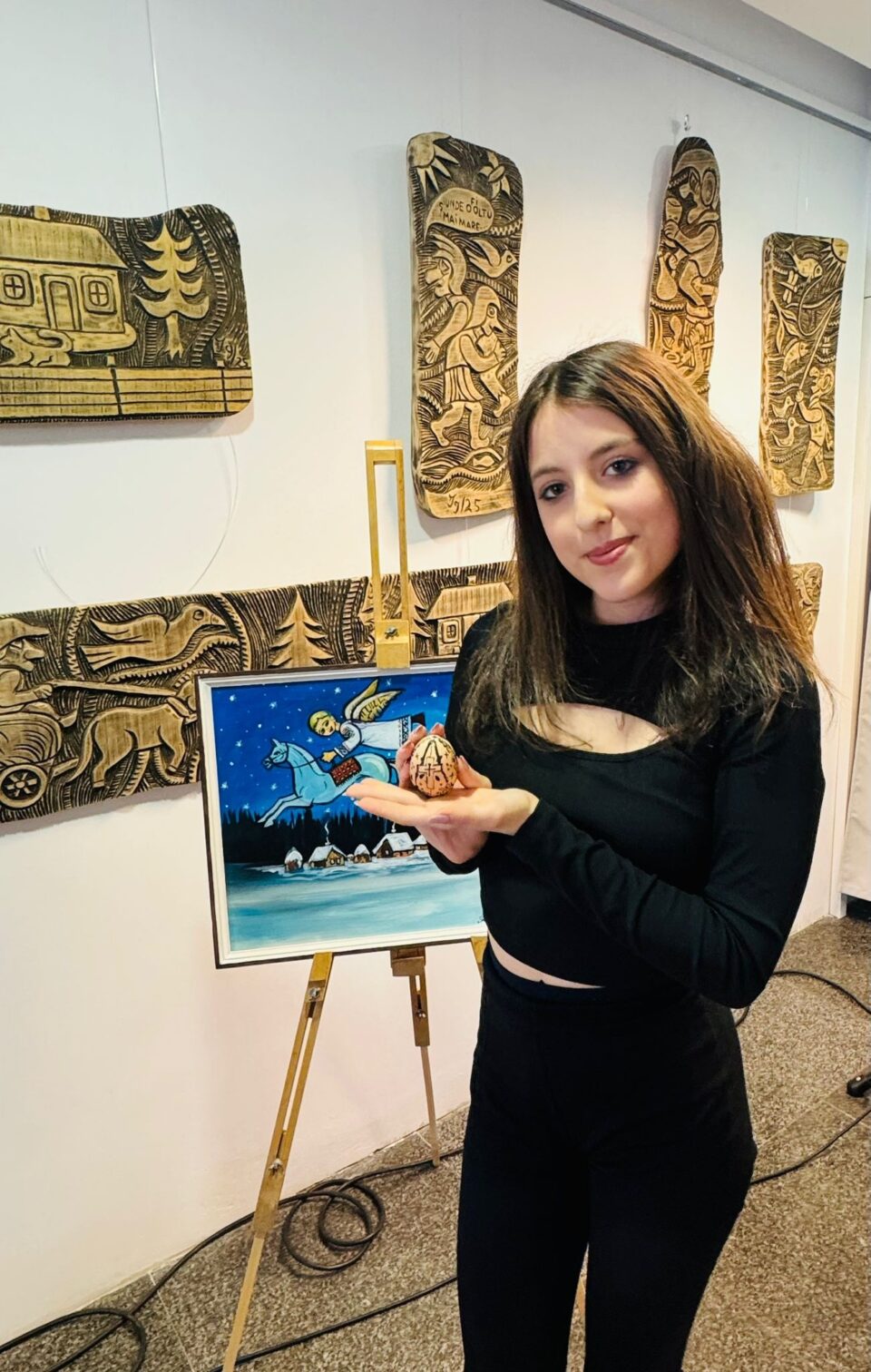 A patra ediție a Atelierului „Festivalul ouălor încondeiate” al Asociației Culturale „Sfântul Mitropolit Dosoftei”, la Centrul Cultural Bucovina