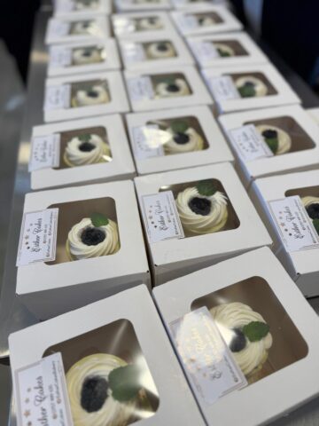 Esther Cakes: deserturi rafinate pentru cele mai importante evenimente