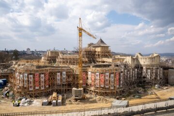 Gheorghe Șoldan după ce verificat lucrările de restaurare de la Cetatea de Scaun a Sucevei: „Am intervenit la timp și am salvat cetatea”