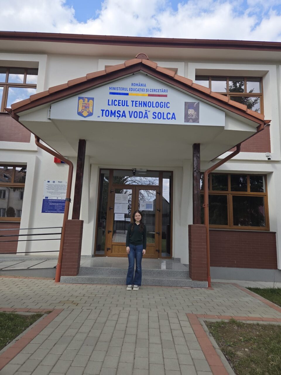 Andreea Bahan din Solca, locul I și punctaj maxim la fizică, la Concursul „Ştefan Hepites”, București