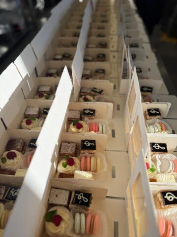 Esther Cakes: deserturi rafinate pentru cele mai importante evenimente