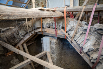 Gheorghe Șoldan după ce verificat lucrările de restaurare de la Cetatea de Scaun a Sucevei: „Am intervenit la timp și am salvat cetatea”