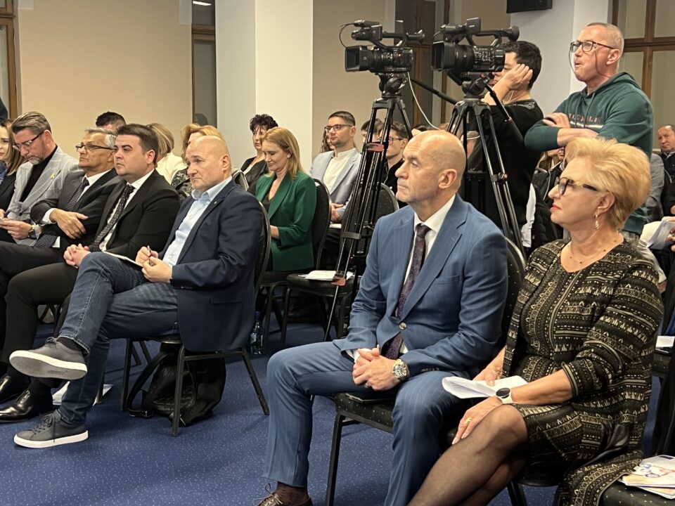 La Suceava a avut loc o conferință pentru consolidarea dialogului social și a parteneriatelor pentru ocupare și formare