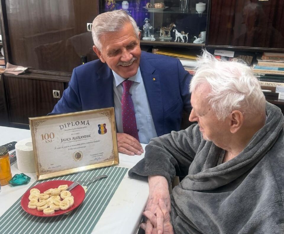 Președintele de onoare al Asociației Foștilor Deținuți Politici din România – filiala Suceava, Alexandru Jaucă, a fost sărbătorit la împlinirea a 100 de ani
