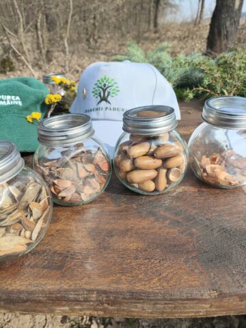 Primii vizitatori ai „Potecii educative Pădurea Burdujeni”