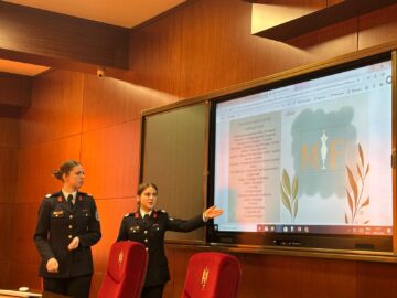 Elevii Colegiului Militar, premiați la competiția de planuri de afaceri de la Sibiu