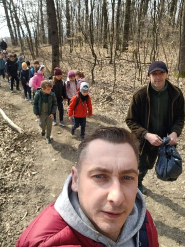 Primii vizitatori ai „Potecii educative Pădurea Burdujeni”