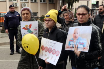 Marșul pentru viață la Fălticeni – mărturie a credinței și responsabilității comunitare