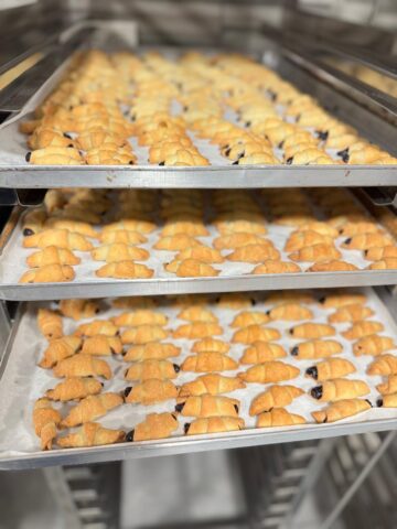 Comandă bunătăți pentru Paște de la Esther Cakes: babka, cozonac, pască și deserturi savuroase