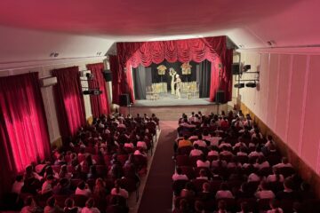 Programul „Educație prin teatru” de la Fălticeni, ediția a IV-a, în colaborare cu Teatrul pentru Copii și Tineret „Vasilache”