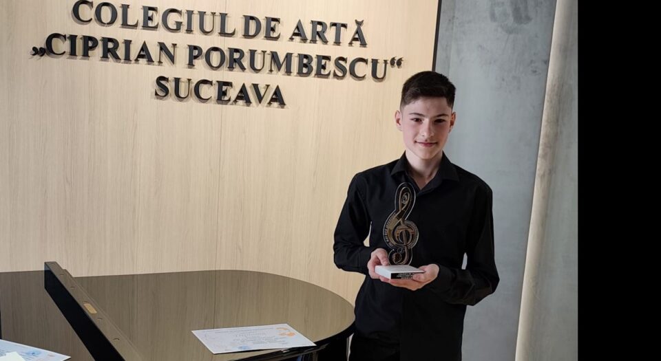 Matei George Bejinariu, clarinet, este câștigătorul concursului ”Cel mai bun interpret”