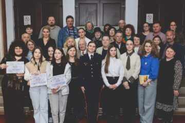Laureații celei de-a XVII-a ediții a Festivalului Județean de Poezie „Nichita în luna lui marte”, desfășurat la Vatra Dornei