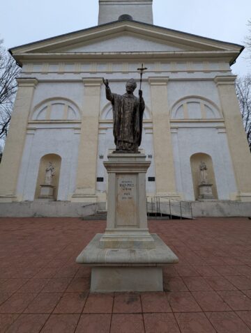 Liturghia Învieri, sâmbătă, la Biserica Romano-Catolică „Sfântul Ioan Nepomuk” din Suceava