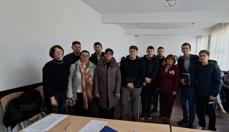 Olimpiada „Tehnologii”. Viitorii specialiști se pregătesc pentru etapa națională a competiției