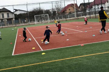 Clubul de fotbal Young Stars a realizat un parteneriat cu Primăria Șcheia