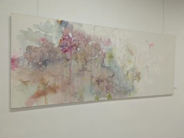 Puritatea crinului din lucrările semnate de artista Doina Mihăilescu trebuie să ne îndemne la meditație