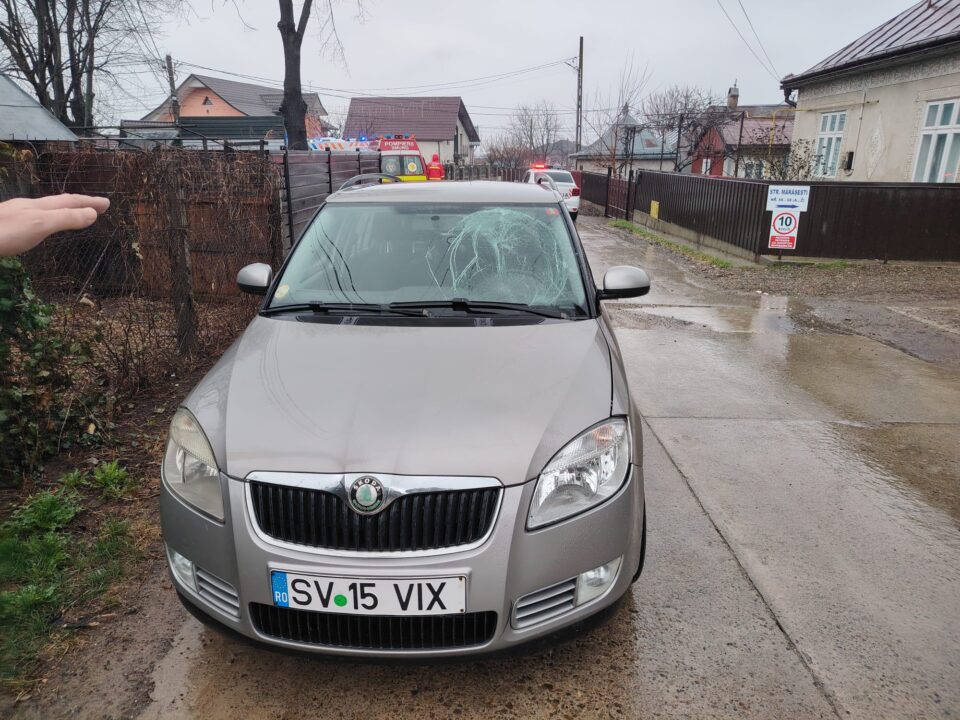 Șoferul băut care a accidentat două fete, la Tișăuți, reținut în arest și propus pentru arestare