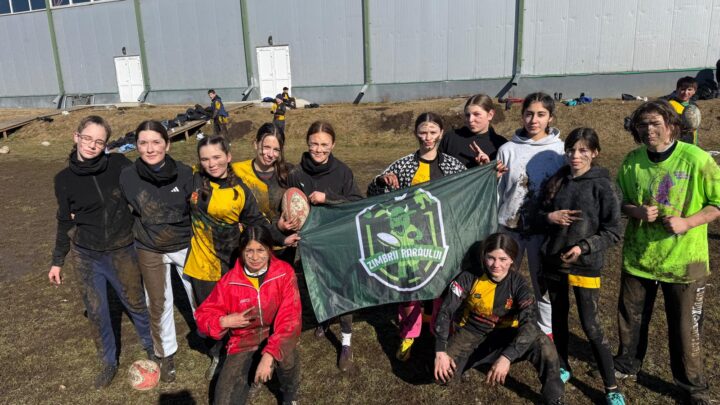 Județul Suceava are în premieră o echipă de rugby feminin: ”Am mai multe fete la rugby, parcă sunt mai bătăioase”