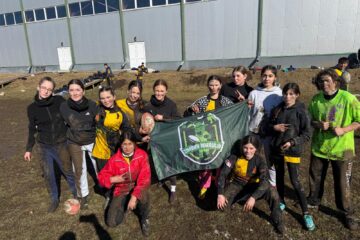Județul Suceava are în premieră o echipă de rugby feminin: ”Am mai multe fete la rugby, parcă sunt mai bătăioase”
