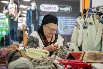 Nicolae Robu la deschiderea Târgului de Paști de la Suceava: „Astfel de inițiative ne reamintesc cât de importante sunt rădăcinile noastre și cât de frumos este să le păstrăm vii”