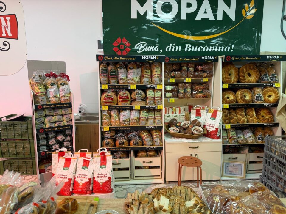 MOPAN a deschis azi magazin propriu în Piața Dorobanți din București