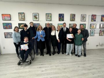 O incursiune vizuală în diversitatea culturală și simbolică a Europei, la Galeria de artă „Zamca”