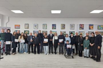 O incursiune vizuală în diversitatea culturală și simbolică a Europei, la Galeria de artă „Zamca”