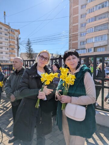 Mii de sucevenii au îmbrăcat haine de sărbătoare și au luat parte la procesiunea de Florii