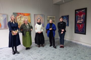 Raluca Schipor Baban: „ oferă un sens și o semnificație viziunii artistice individuale, o devoalare a conceptelor estetice colective”