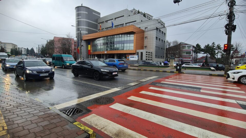 82 de salariați ai Primăriei Suceava vor fi transferați la noua societate înființată, cu păstrarea drepturilor contractuale