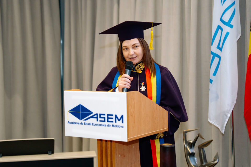 Veronica Grosu a primit titlul de Doctor Honoris Causa al Academiei de Studii Economice din Moldova