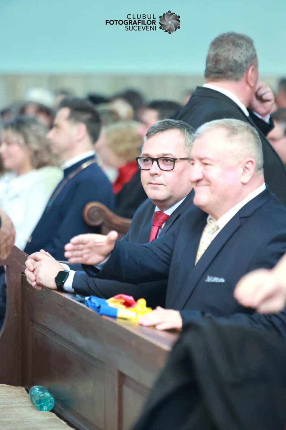 Aproximativ 300 de spectatori au aplaudat Corala „Ciprian Porumbescu” la concertul pascal extraordinar susținut în Bazilica „Adormirea Maicii Domnului” din Cacica