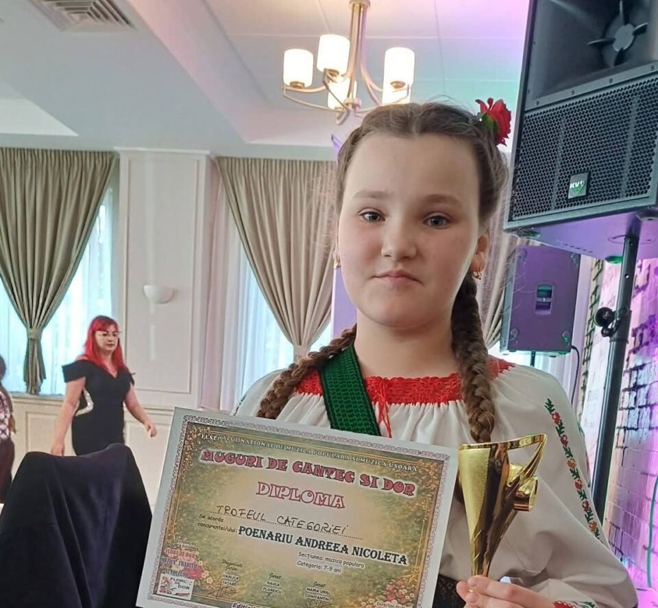 O elevă din Grămești a obținut un trofeu la Festivalul „Muguri de cântec și dor”, la Bacău O elevă din Grămești a obținut un trofeu la Festivalul „Muguri de cântec și dor”, la Bacău