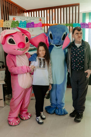 Asociația „Freamăt de speranță” a organizat a XIII-a ediție a evenimentului caritabil „Târgul de Vise al Iepurașului”