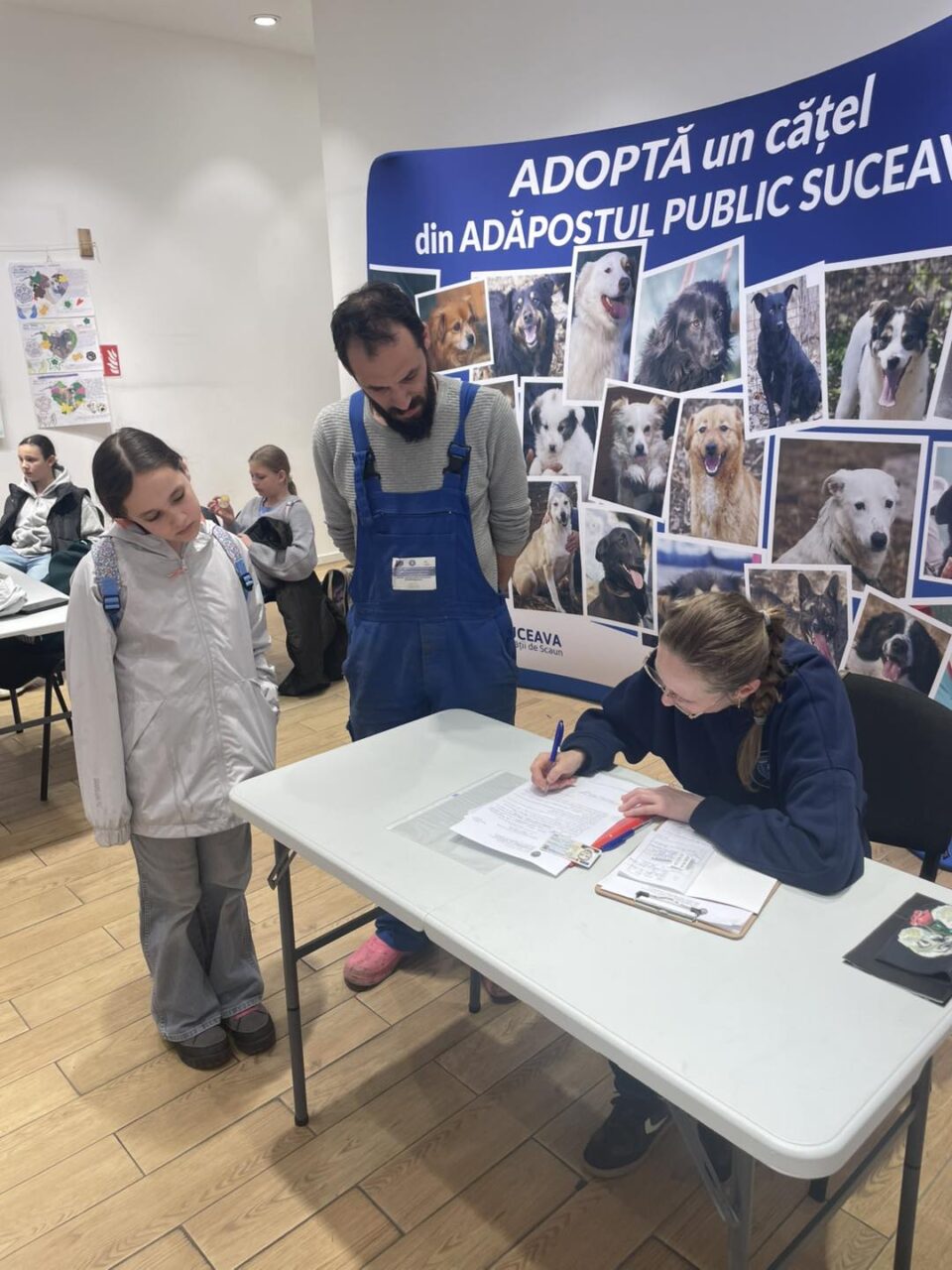 Jumătate dintre cățelușii prezentați la Târgul de adopții din weekend și-au găsit familii