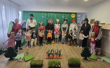 Părinții au fost actori pentru preșcolarii Grădiniței „Așchiuță” Suceava