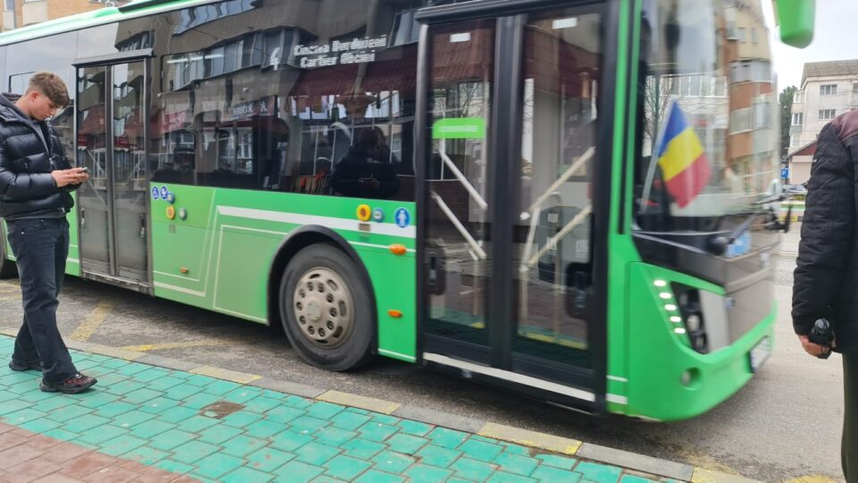 Autobuzele și microbuzele TPL Suceava vor circula după un program special în perioada sărbătorilor de Paști