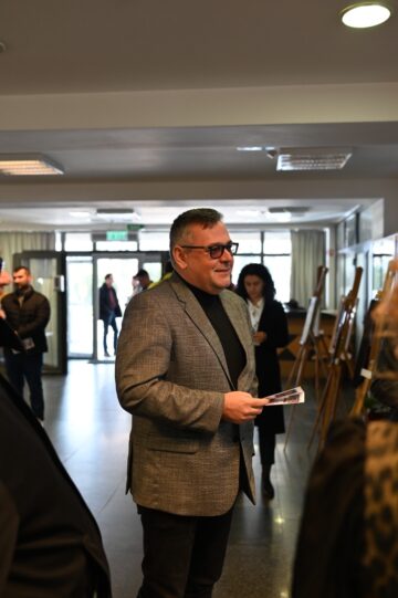 La Galeria de Artă a Centrului Cultural Bucovina a avut loc vernisajul expoziției Concursului Național de Artă Plastică „Ion Irimescu”