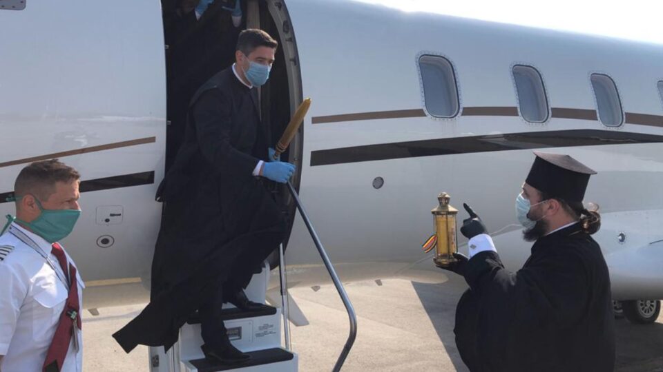 În 2020, la Ierusalim Lumina a fost adusă pentru delegația Patriarhiei direct la avion