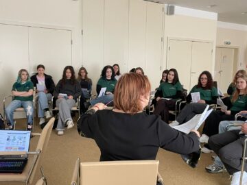 Educația media, între necesitate și responsabilitate: workshopuri dedicate tinerilor din Rădăuți