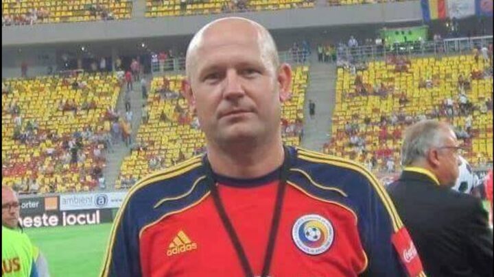Ghiță Păcurariu pe stadion la un meci al României