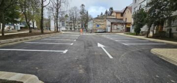 Amenajarea scuarului de lângă fostul restaurant Național din municipiul Suceava a fost finalizată