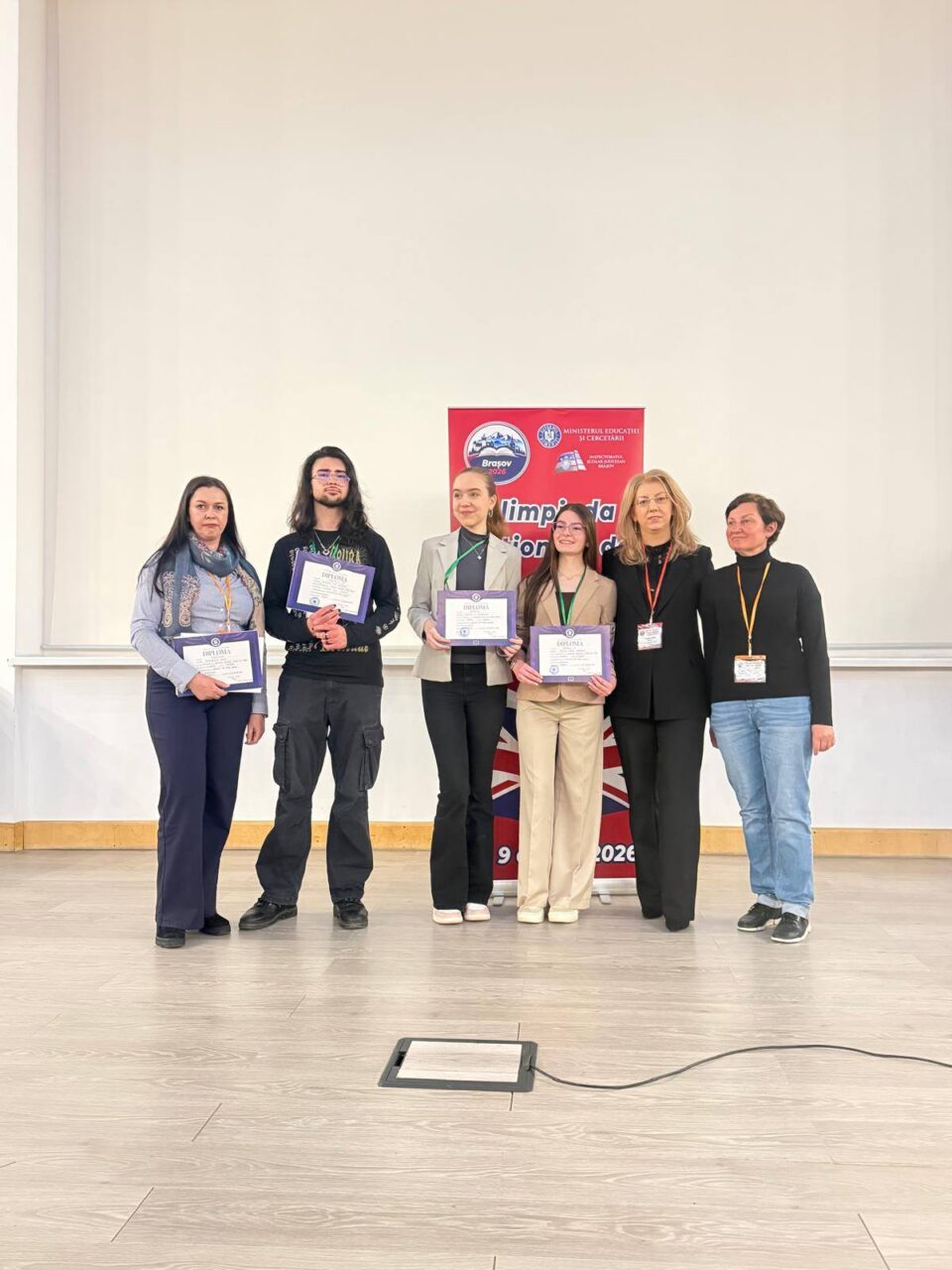 Eleva Ecaterina Costîn, de la Colegiul „Petru Rareș”, s-a calificat la Olimpiada Internațională de Engleză