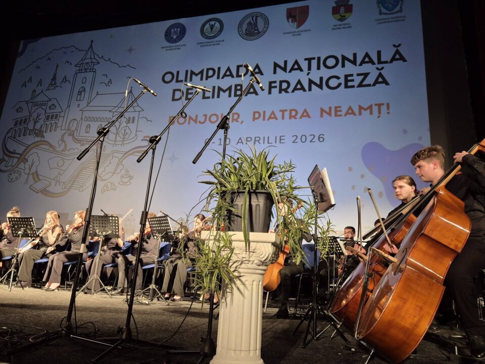 Trei elevi s-au evidențiat la Olimpiada Națională de limba franceză