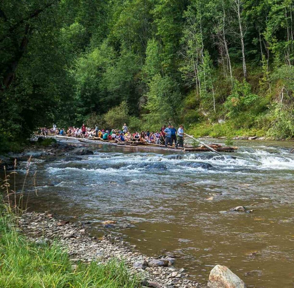 Țara Dornelor a intrat în marea finală „Destinația Anului 2026” cu patru nominalizări emblematice