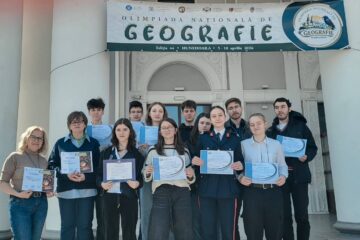 Elevi suceveni, premianți la Naționala de Geografie, de la Hunedoara