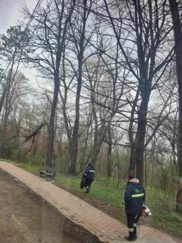 Parcare provizorie la Cartodrom, pentru locatarii din zonă