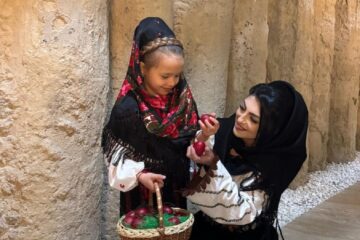 „Pe tine te fericim”, interpretată de Mihaela Florea și Grupul vocal „Flori din Bucovina și Moldova” „Pe tine te fericim”, interpretată de Mihaela Florea și Grupul vocal „Flori din Bucovina și Moldova”