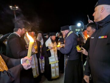 Sfânta Lumină de la Ierusalim a ajuns la Suceava