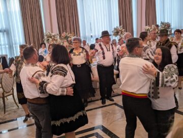 Frumusețea costumelor populare a strălucit la Balul Gospodarilor din comuna Șcheia